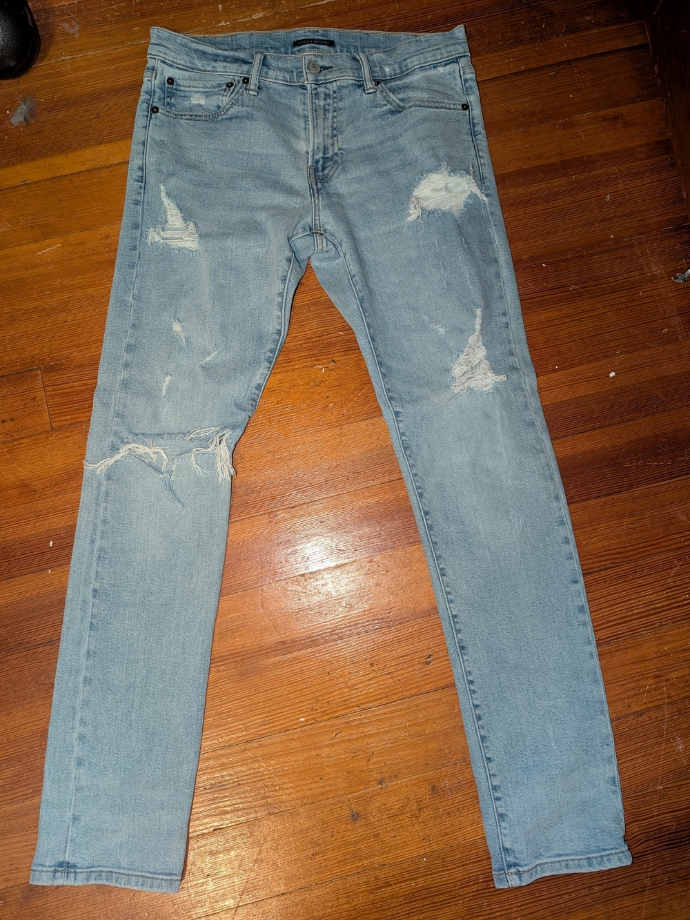 Lucky Brand Jeans Distressed 32 x 32 light wash women's